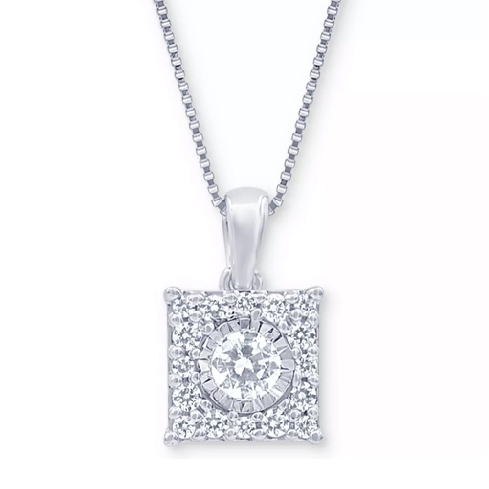 Diamond pendant necklace